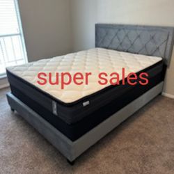 Queen Size Bed 