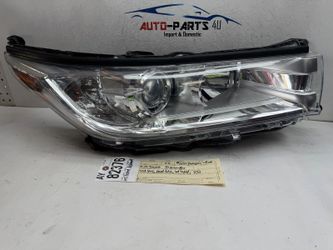 2017 - 2018 - 2019 TOYOTA HIGHLANDER RIGHT HALOGEN LED HEADLIGHT OEM AY82376