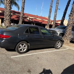 2005 Honda accord