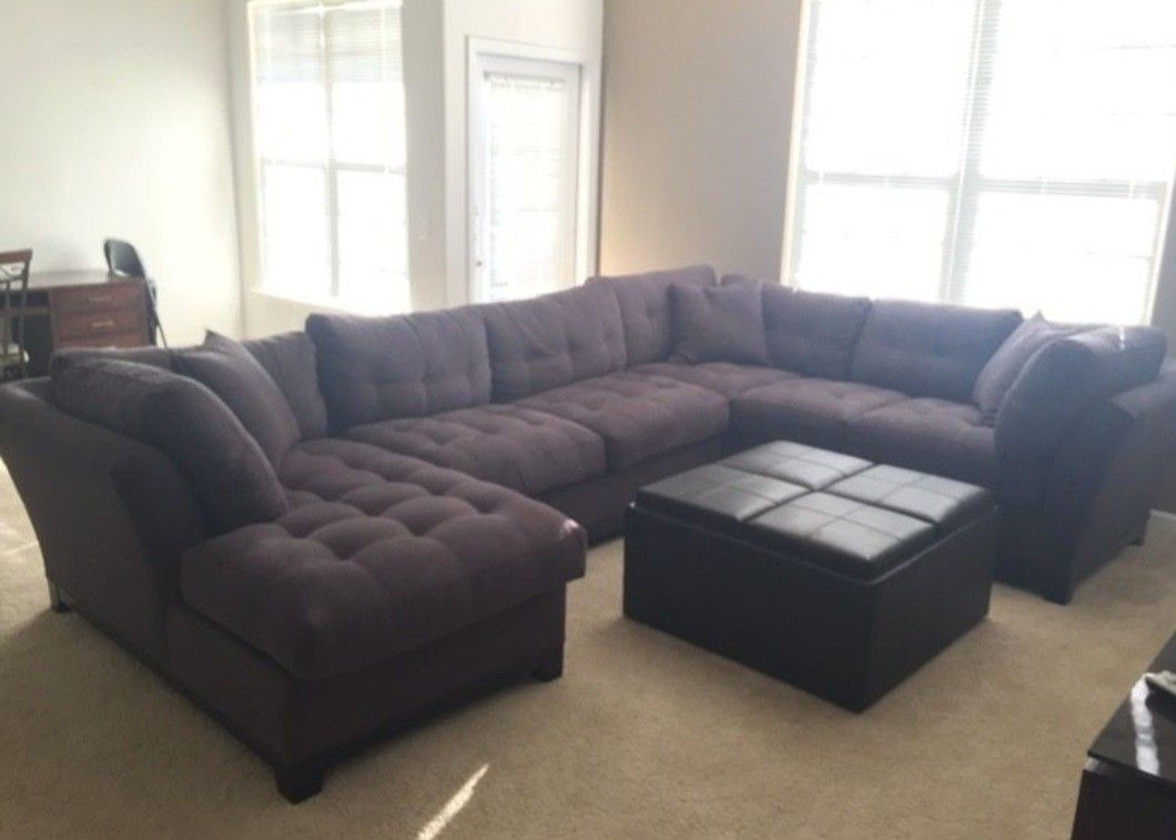 Rooms To Go Cindy Crawford Sectional 3 Piece With Chaise Lounge 