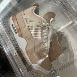 Jordan 4s