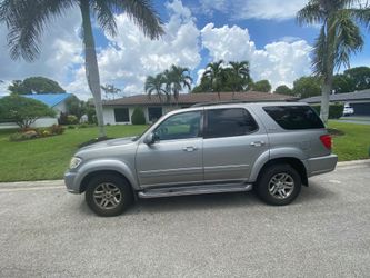 2004 Toyota Sequoia