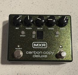 MXR Carbon Copy Deluxe Analog Delay Pedal M292