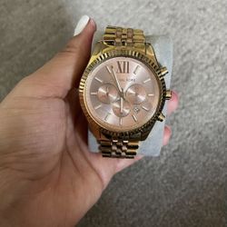 Michael Kors Womans Watch 