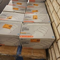 Commercial Electric

Pro Value Series LED 6 in Round Adj Color Temp Canless Recessed Light for Kitchen Bath Living rooms, Wht 4-Pk