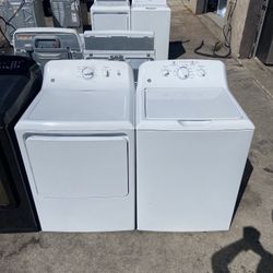 GE Washer And Dryer Set