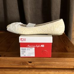 American Eagle - size 8 1/2