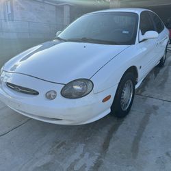 1998 Ford Taurus