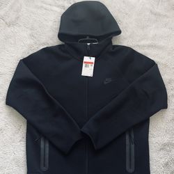 New With Tags Men’s  Large Nike Tech Jack