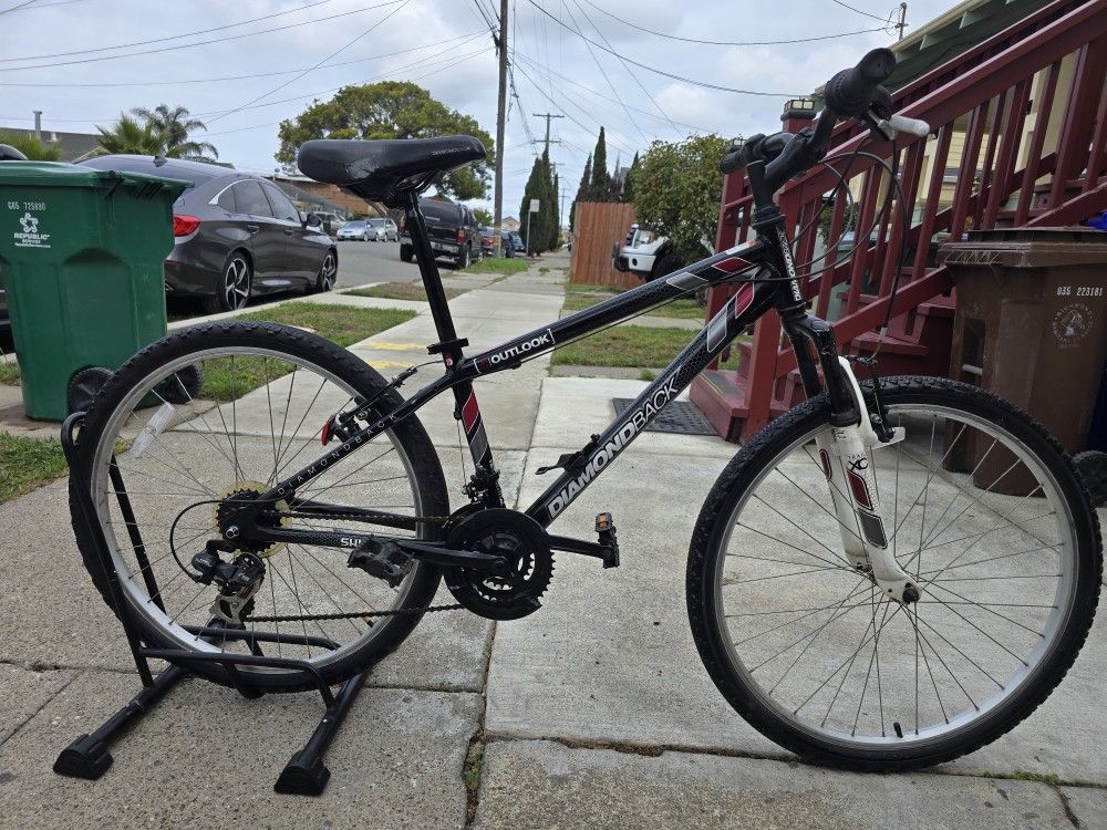 Nice Mountain Bike Small Frame
Good Condition Ready to Ride