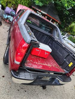 Chevrolet Avalanche for parts