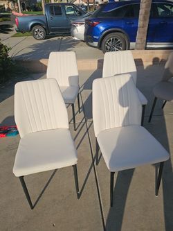 Set of 4 Modern Dining Chairs
