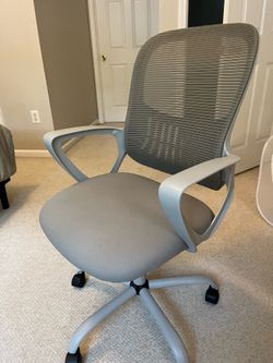 Office chair. Pick up only in  Lenox.