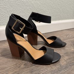 Mix No. 6 Block Heel Sandals – Size 7 – New, Never Worn