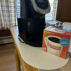 Keurig coffee maker Black