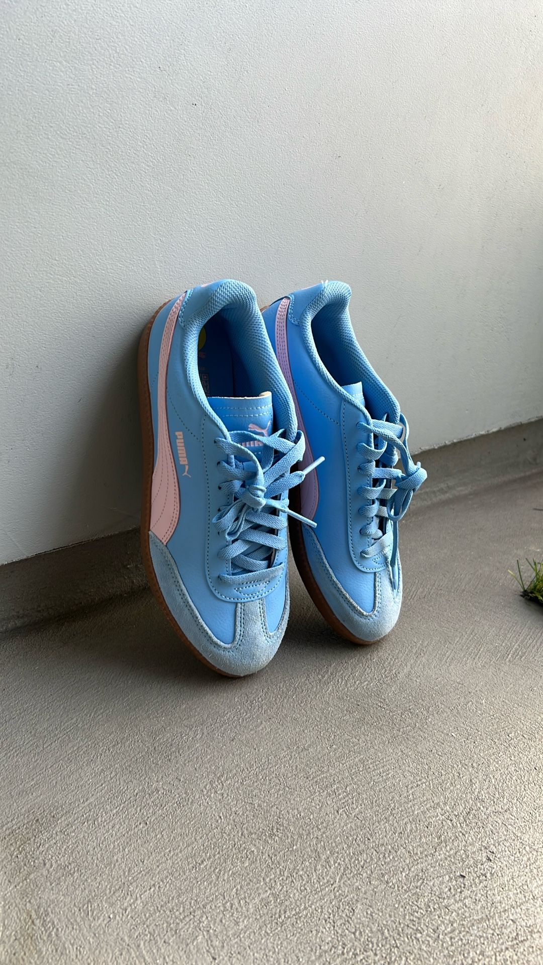 Puma Sneakers
