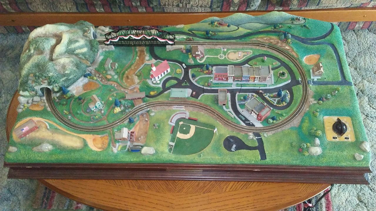 Norman Rockwell Franklin Mint celebration of America train set and layout