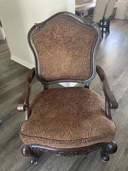 Solid Wood Antique Arm Chair