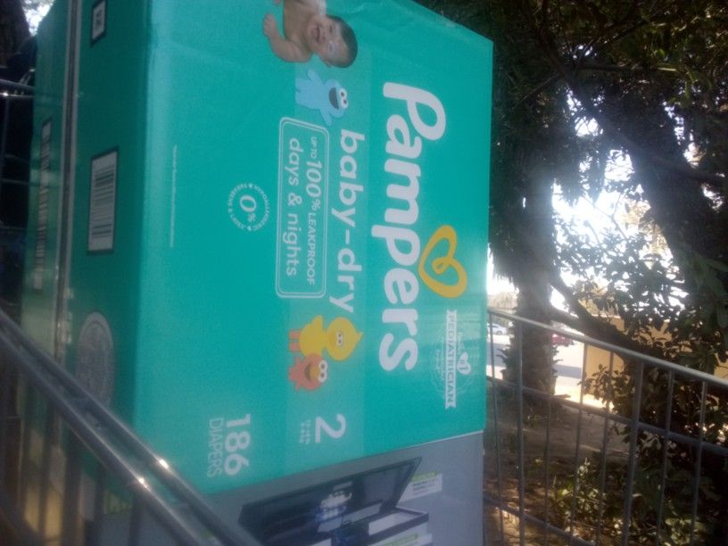 Pampers Baby Dry 186 Diapers 2 12-18lbs
