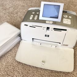 New HP Photo Printer with Glossy Paper