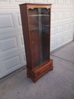 Brown wood rifle case