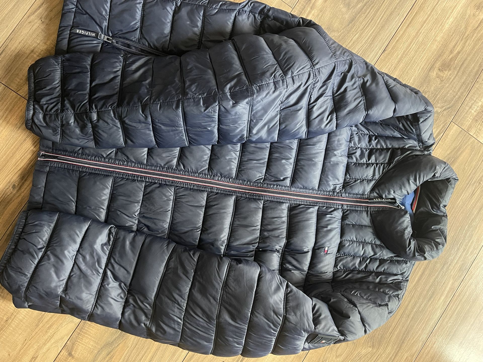 Tommy Hilfiger Puffer Jacket Size XL