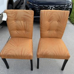 Accent Chairs