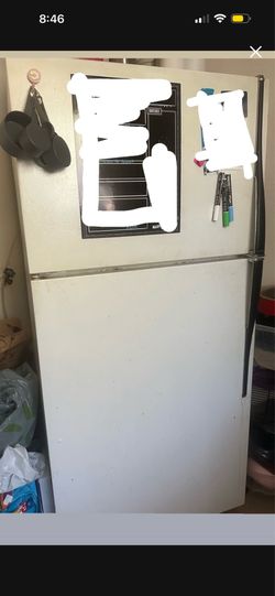 Fridge/ Refrigerator