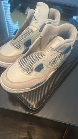 Jordan 4 5.5 youth