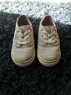Baby girl toddler shoes grey and white slip on vans no tie size 8
