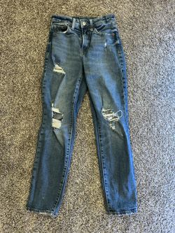 Old Navy Women’s Mom Jeans