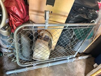 Chain-link walk-through gate