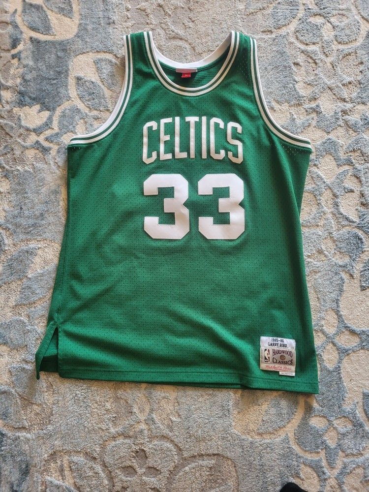 Hardwood Classic Bird. Size L