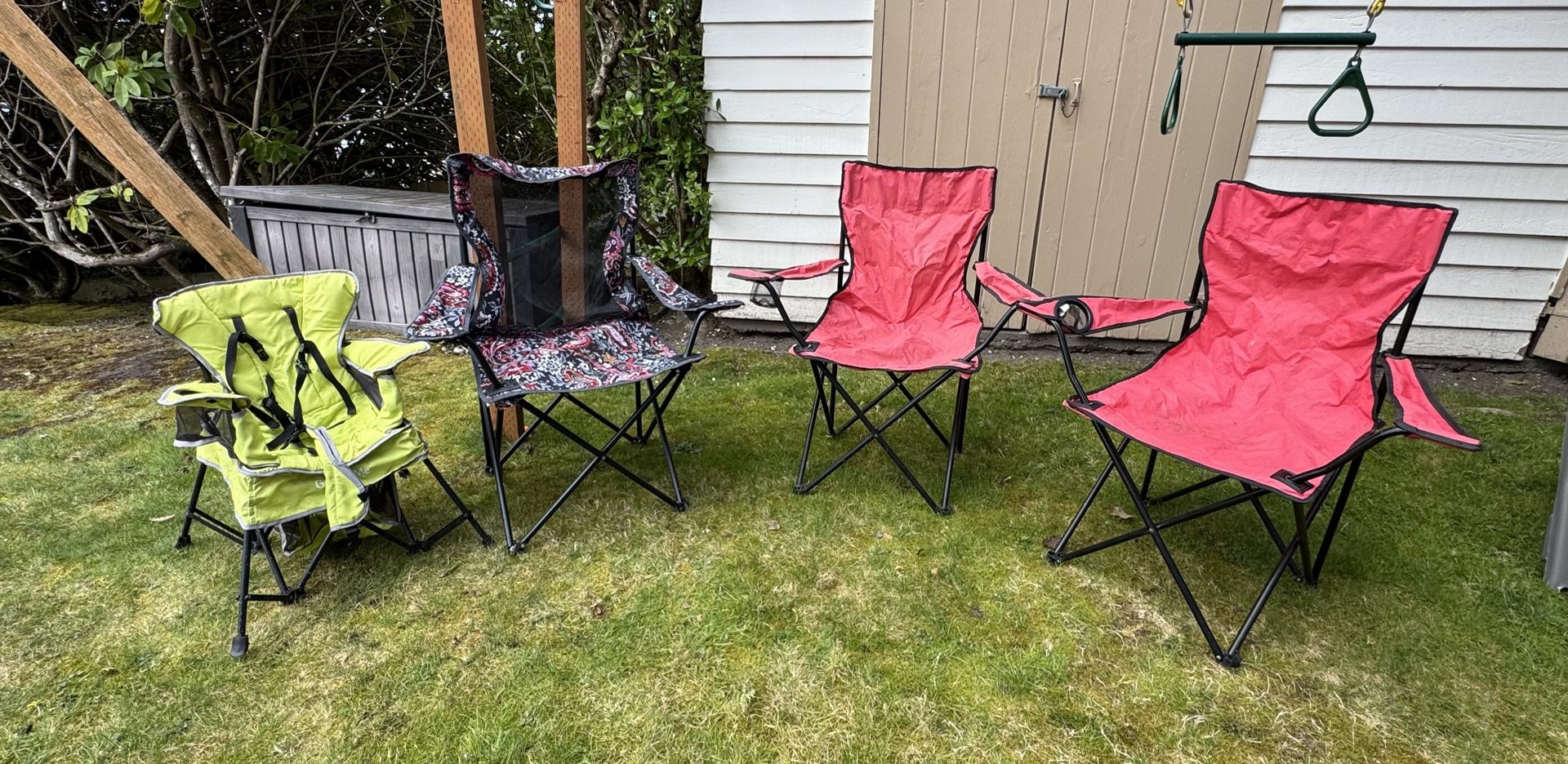 Folding outdoor camping chairs