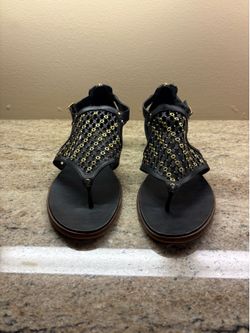 Women’s Black & Gold Zip Up Vince Camuto Sandals Size 11
