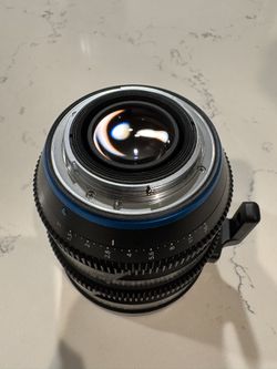 IRIX 30mm T1.5 Cine Lens (Sony E, Black)