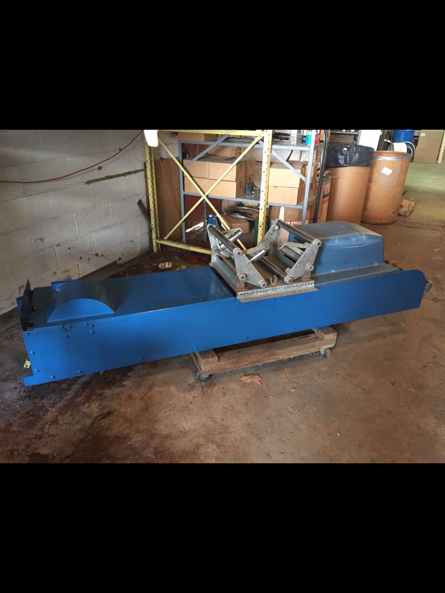 Gutter machine