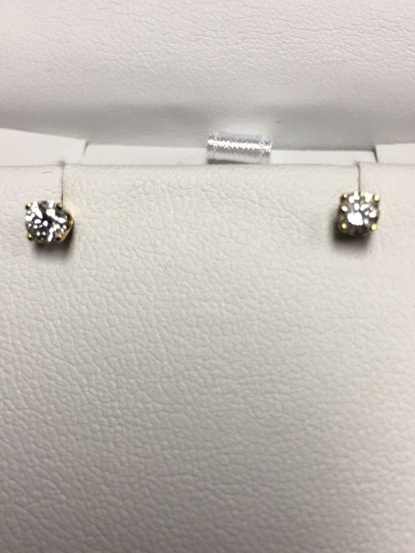 1/3 carat Diamond earrings