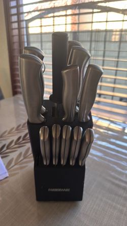 Knife set-$5