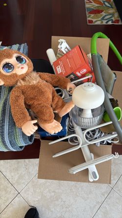 A Big Box Full Of Excellent Condition With Tag Still On