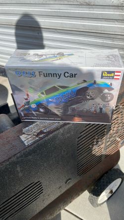 DEAL FUNNY CAR REVEL authentic kit.