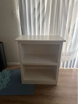Bookshelf white