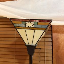 Tiffany Style Stained Glass Floor Lamp – Geometric Design