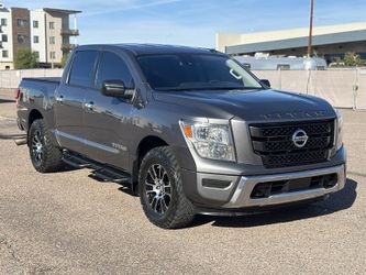 2021 Nissan Titan 4WD TRUCK LOCAL TRADE 1 OWNER NISSAN TITAN 4X4