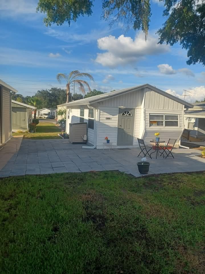 1 Bedroom 1 Bath. Move In Ready!!