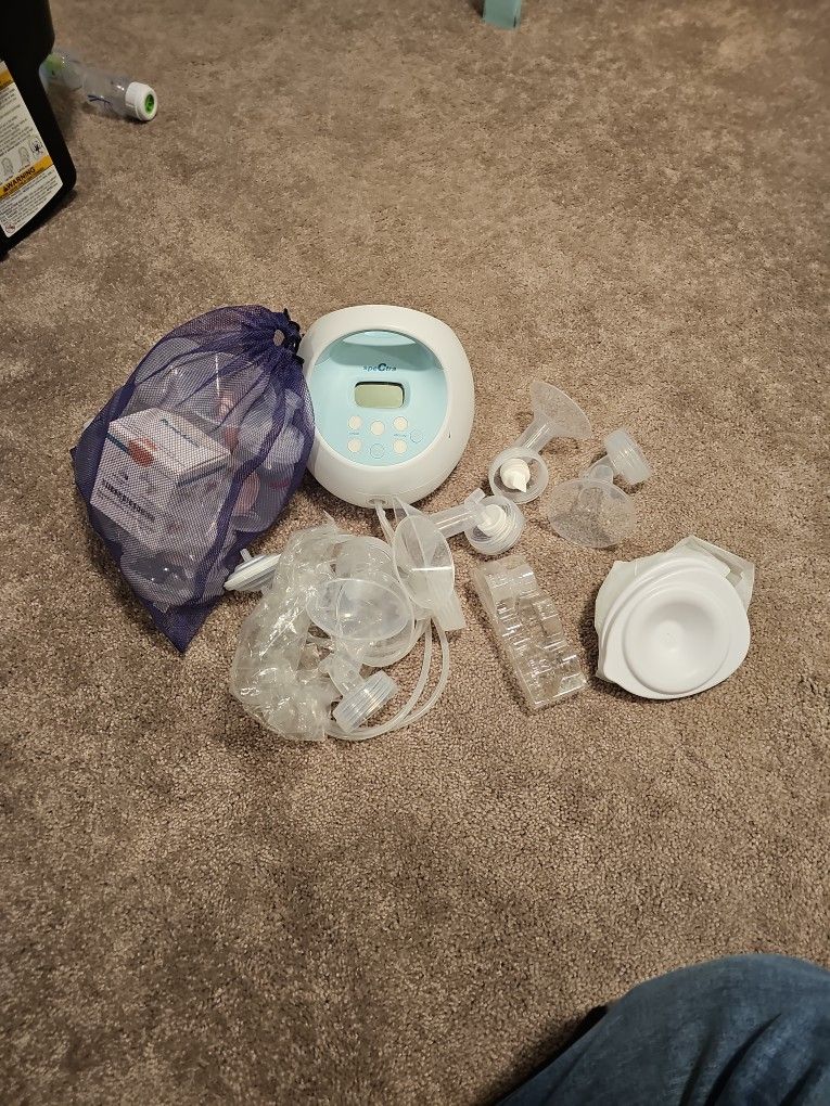 Spectra S1 Breast Pump With Extras