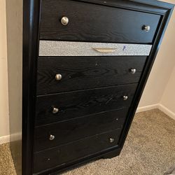 2-Piece Black And Silver Dresser Set