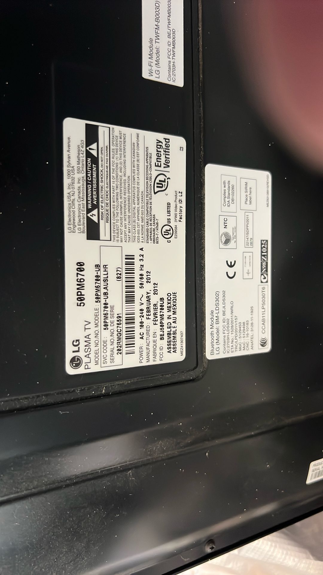 TV LG Plasma 50 Inches . $199