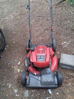Mechanic specialist troyb bilt lawnmower
