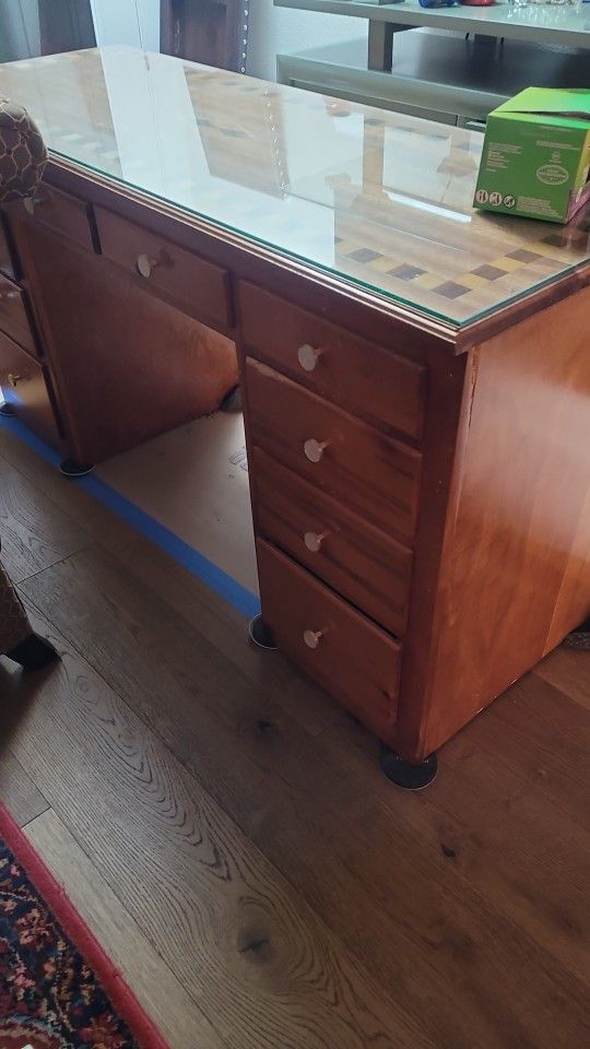 Make-up Vanity